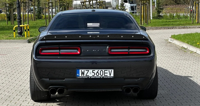 Dodge Challenger cena 141450 przebieg: 125025, rok produkcji 2017 z Płock małe 631